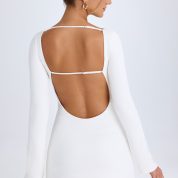 10262-White_Mavista_2.jpg