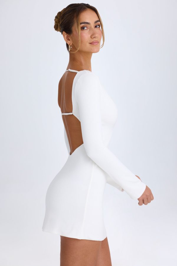 10262-White_Mavista_3.jpg