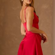 10679-ScarletRed_Yaiza_6_3cb0ad0e-54fc-43e3-b8f9-bb49824fe672.jpg