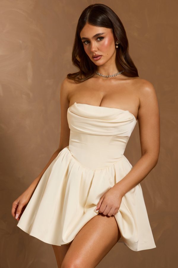 10782-Ivory_Emina_6_3823d390-4db9-48df-8482-cbbda5e75973.jpg