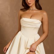 10782-Ivory_Emina_6_3823d390-4db9-48df-8482-cbbda5e75973.jpg