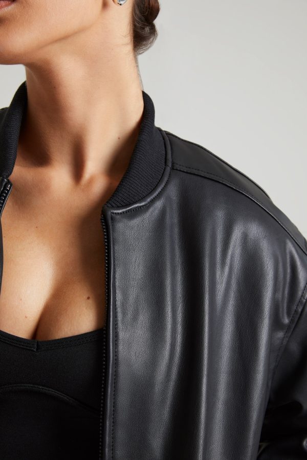 7508_9_Black-Vintage-PU-Ribbed-Jacket.jpg