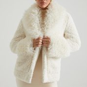 7514_5_Cream-Shearling-Coat-With-Large-Front-Pockets.jpg