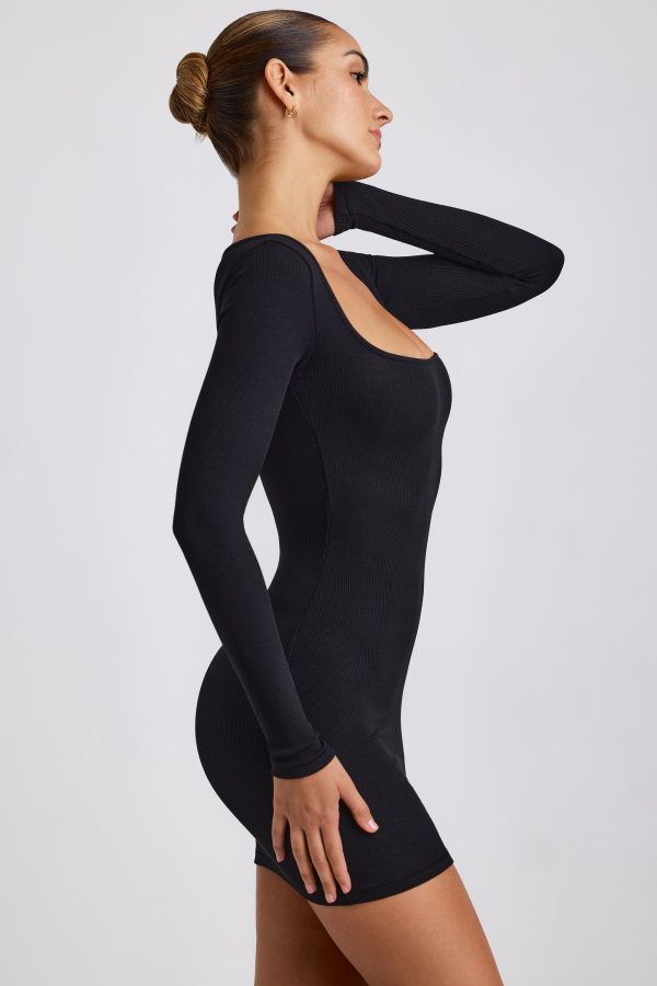 7981-Black_Sherine_4.jpg