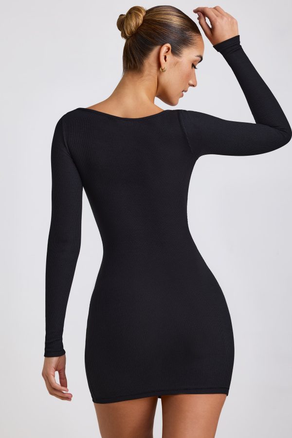 7981-Black_Sherine_5.jpg
