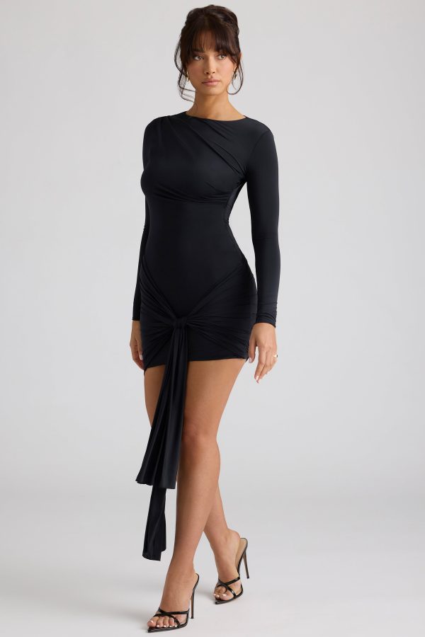 8005-Black_Circe_3.jpg