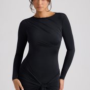 8005-Black_Circe_7.jpg