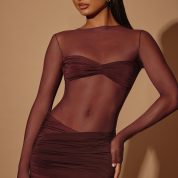 8036-Brown_Essie_3.jpg