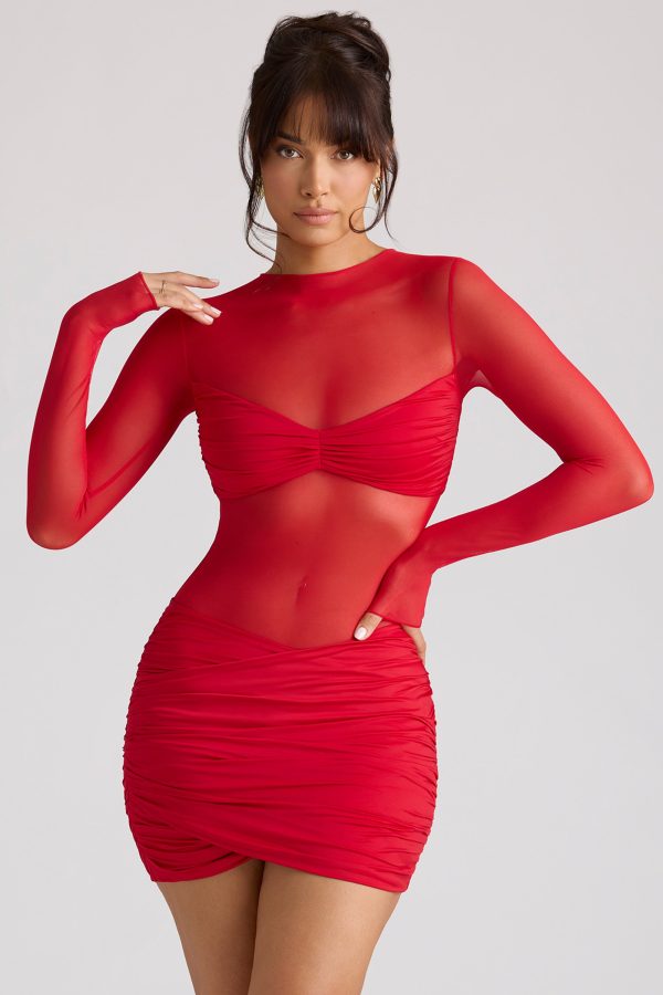 8036-FieryRed_Essie_3.jpg