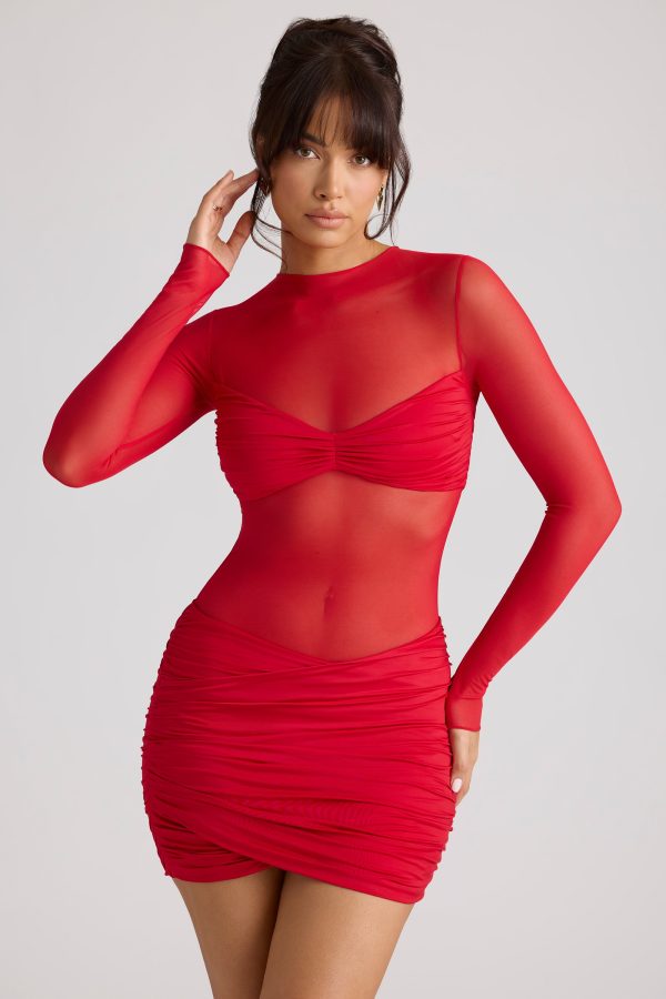 8036-FieryRed_Essie_5.jpg