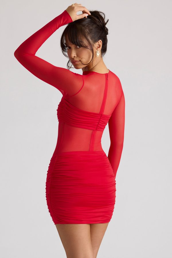 8036-FieryRed_Essie_9.jpg