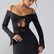 8049-Black_Sidney_3.jpg