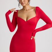 8058-FieryRed_Demelza_4.jpg