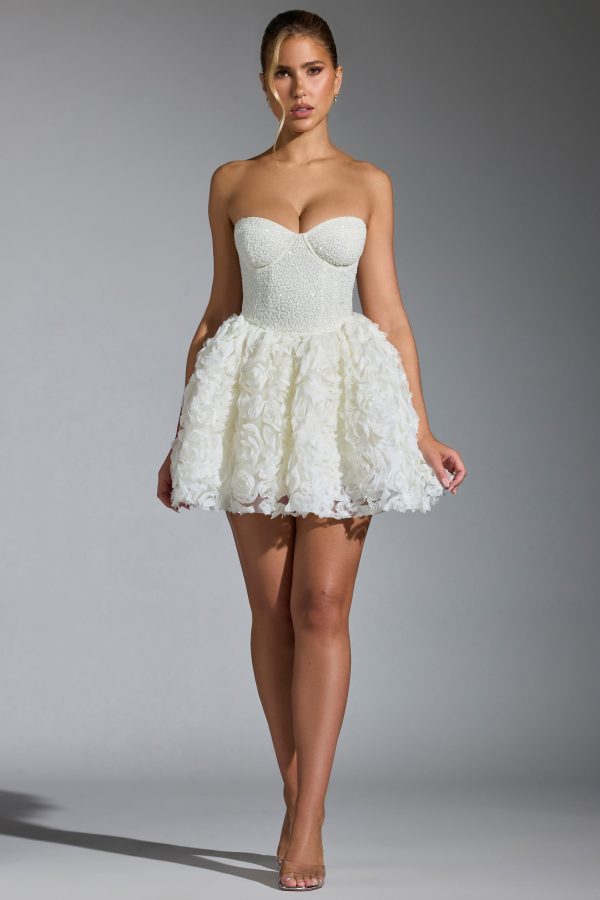 8064-White_Evanthe_1.jpg