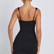 8121-Black_Dove_6.jpg