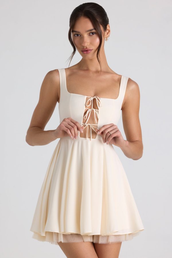 8285-Ivory_Nanisca_2.jpg