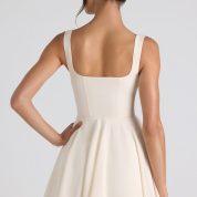 8285-Ivory_Nanisca_6.jpg