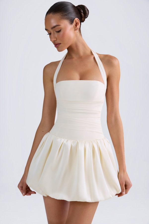 8381-Ivory_Ludmila_1.jpg