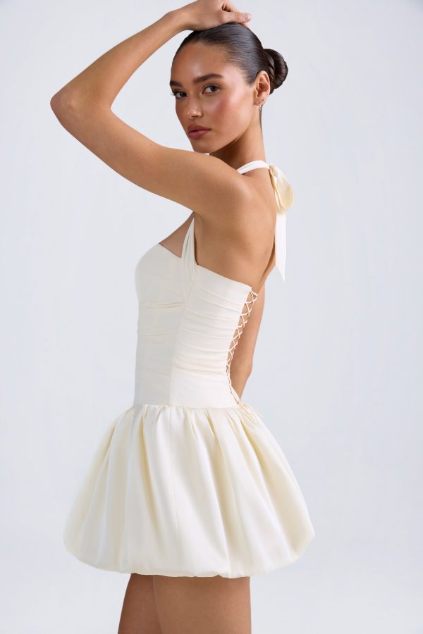 8381-Ivory_Ludmila_6.jpg