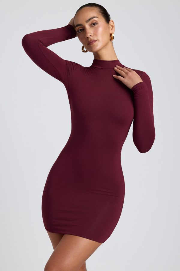 8484-Plum_Yara_3.jpg