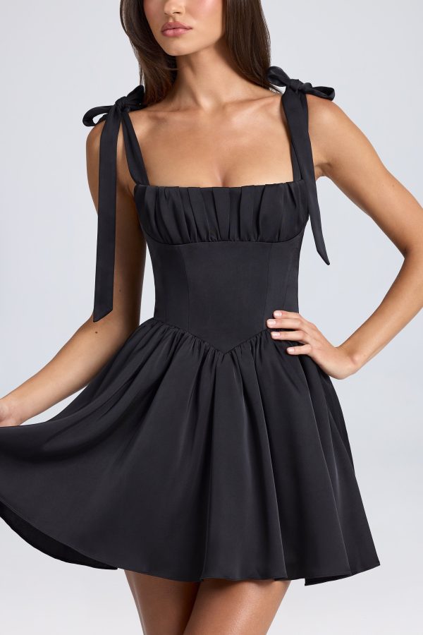 9111-Black_Bellamy_6.jpg