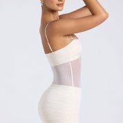 9815-Ivory_Eislyn_3.jpg