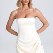 9817-Ivory_Zoyna_1.jpg