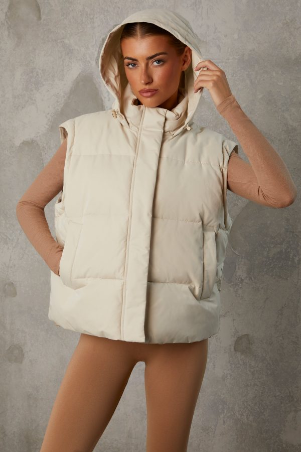 BT0786_13_Sand-Cropped-Puffer-With-Removable-Sleeves.jpg
