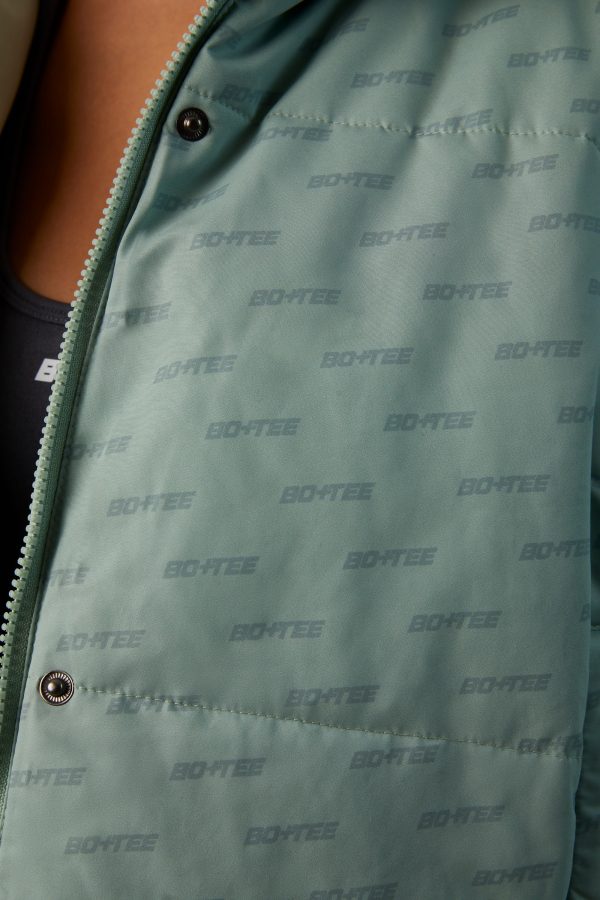 BT0789_7_Layer-Up-Iceberg-Green-Reversible-Puffer-Logo-Print-Coat.jpg