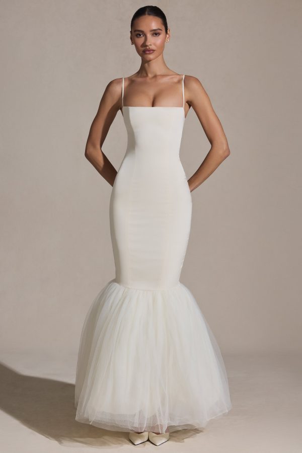 adelpha-puff-hem-maxi-dress-ivory_5_250402010548.jpg