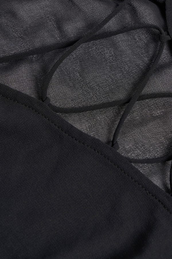 avalon-lace-up-balloon-sleeve-mini-dress-black_5_25041403353.jpg