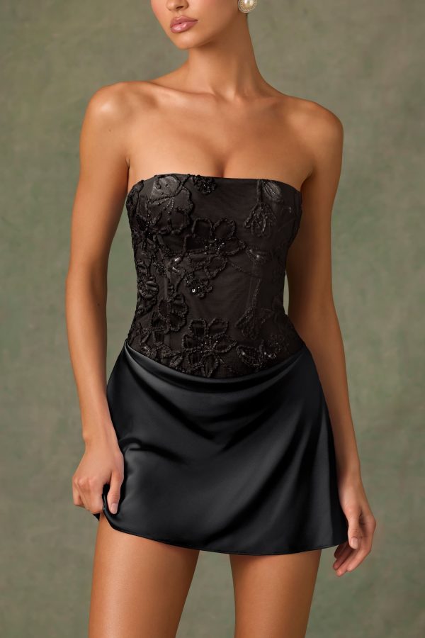 eden-embellished-draped-strapless-a-line-mini-dress-black_2_250318110536.jpg
