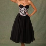 elia-embellished-lace-up-corset-floral-black_7_250318115420.jpg