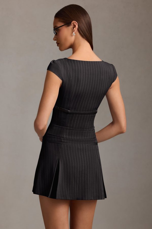 maelis-pinstripe-pleated-waistcoat-mini-dress-black_2_250304030138.jpg