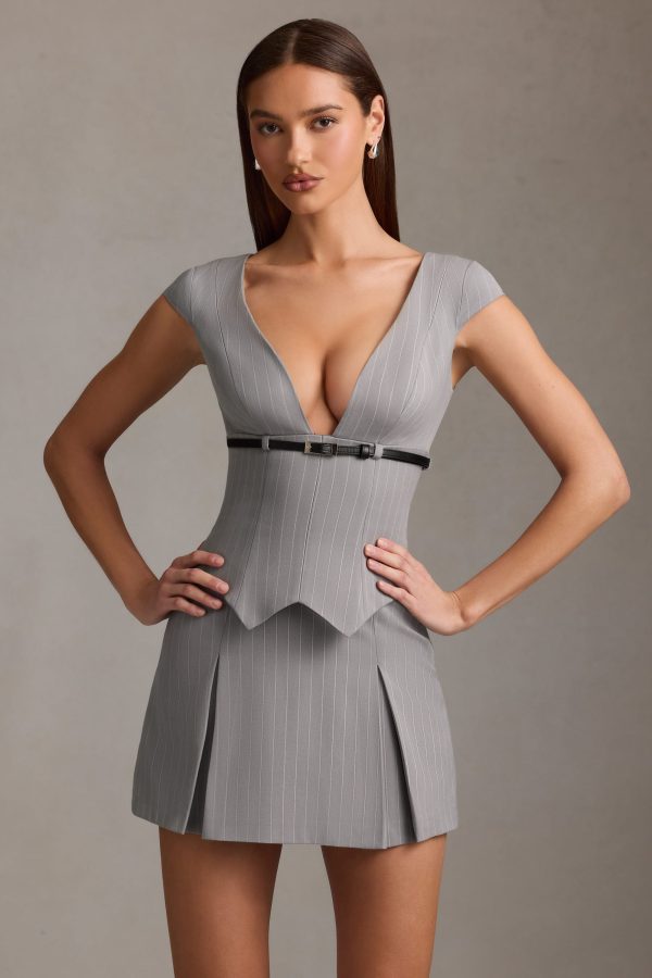 maelis-pinstripe-pleated-waistcoat-mini-dress-grey_6_25022101182.jpg