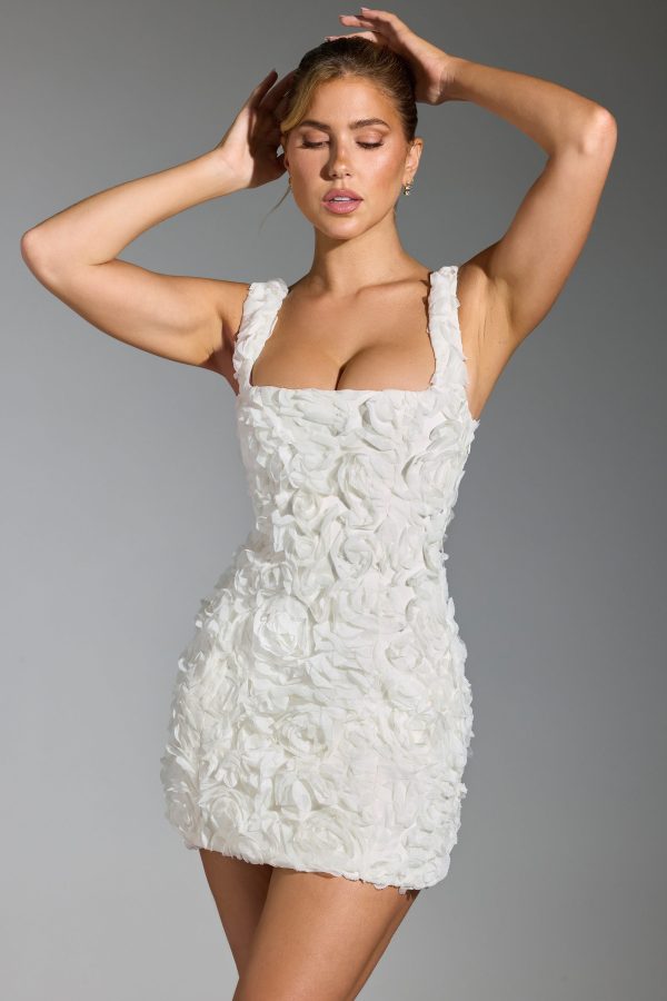 posy-floral-mini-dress-white_3_250221015826.jpg