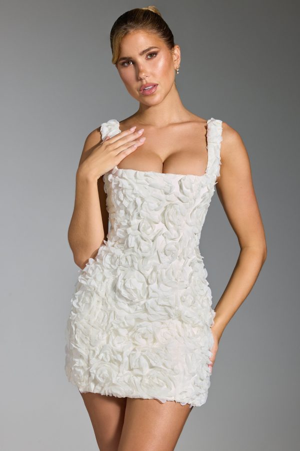 posy-floral-mini-dress-white_4_250221015826.jpg