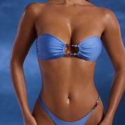 praslin-bandeau-bikini-top-powder-blue_5_25012706021.jpg