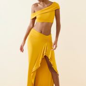 11643-GoldenYellow_Imaan_1.jpg