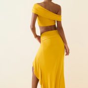 11643-GoldenYellow_Imaan_2.jpg