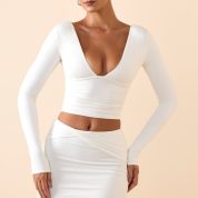 11710-White_Harri_7_c9f4dd2c-8c0f-4a61-969d-be1795fa8710.jpg