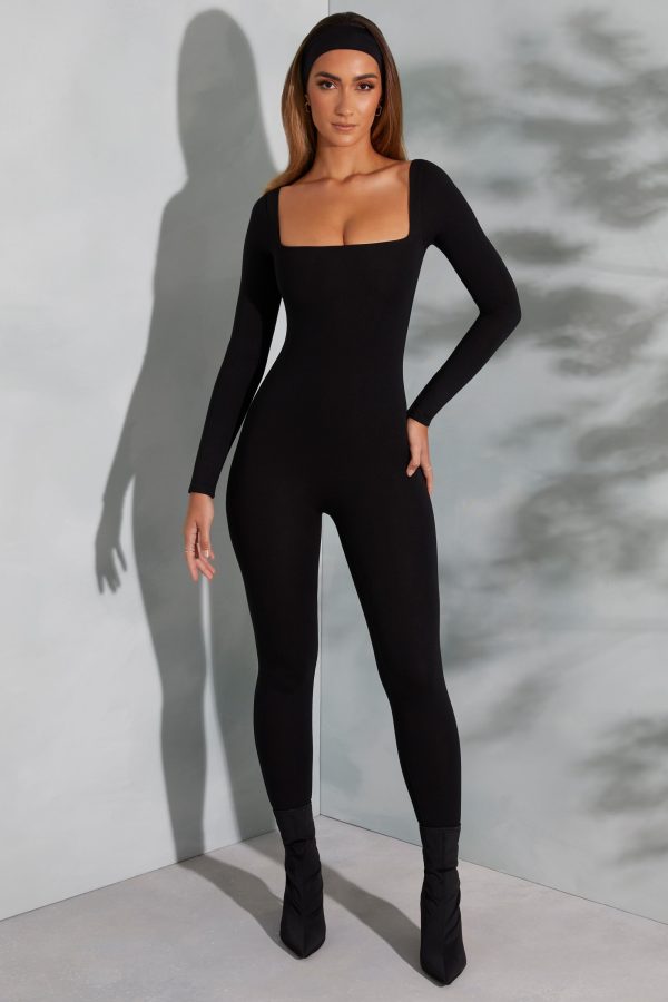 3835_9_Black-Square-Neck-Jumpsuit.jpg
