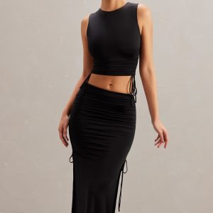 Mid Rise Midi Skirt in Black