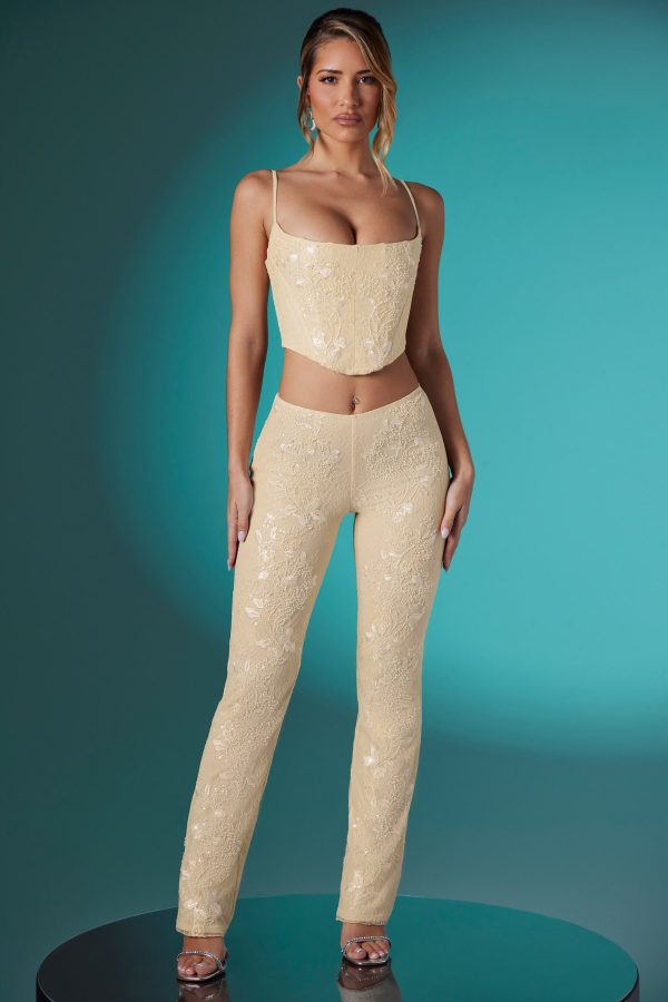 5955_5959_1_Ivory-Lace-Low-Trousers-Embelished-Lace-Corset-With-Inverted-Sweetheart-Neckline_0625a9bf-bae3-423d-b3ab-17f76882334f.jpg
