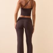 6205-ChocolateBrown_Hollis_2.jpg