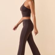 6205-ChocolateBrown_Hollis_3.jpg