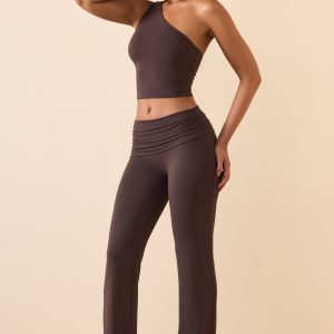 Mid Rise Straight Leg Trousers in Chocolate Brown