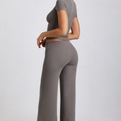 7811-7982-Grey_Nour_Zeina_4.jpg