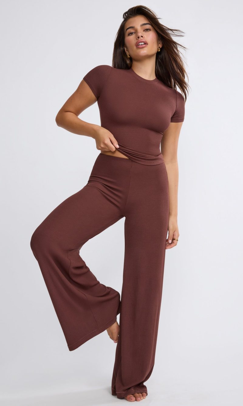 Mid Rise Wide Leg Trouser in Chocolate