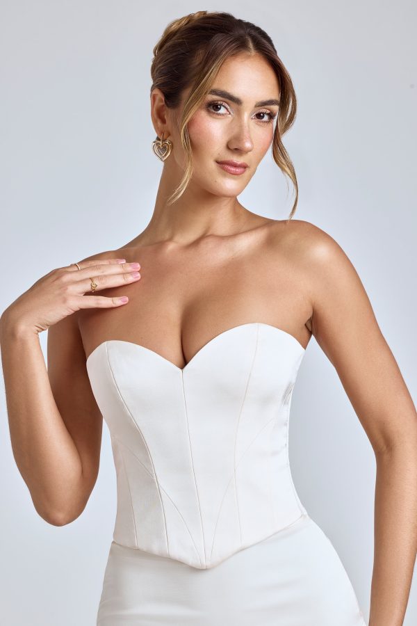 7937-Effie_Ivory_1.jpg